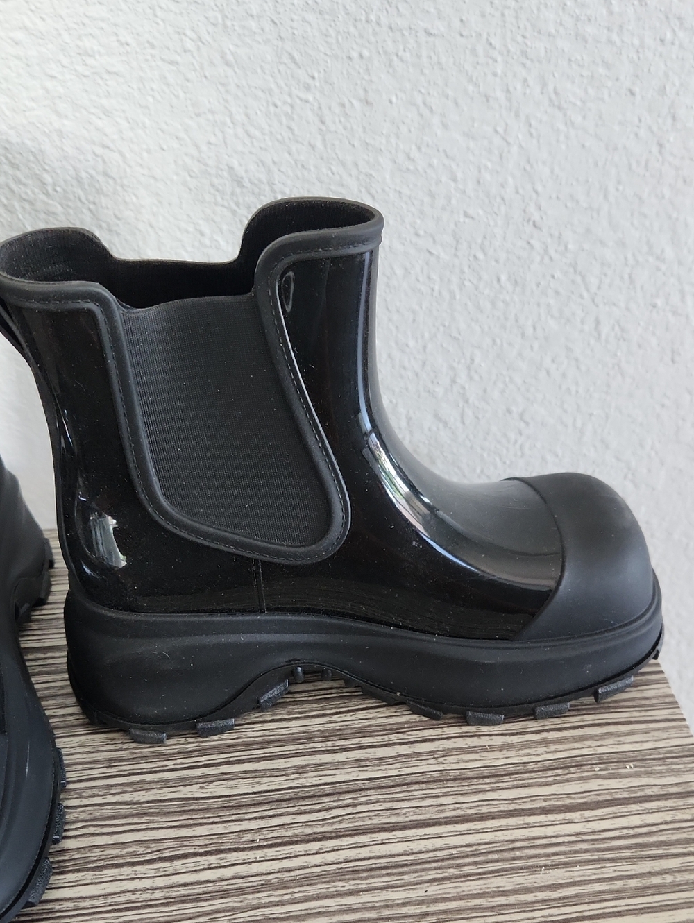 NWOT..Black Patent Chelsea Rain Boots - Picture 6 of 8
